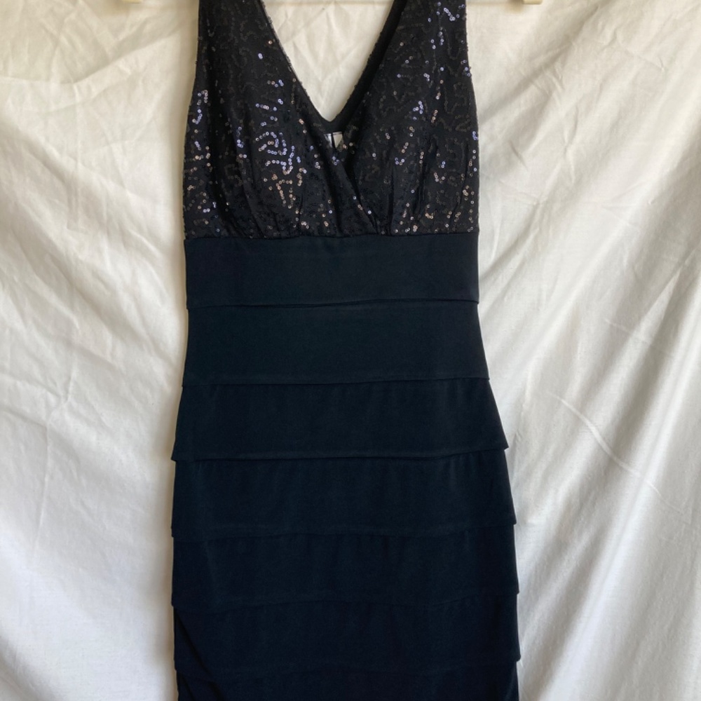 Black cocktail dress - Picture 5 of 5